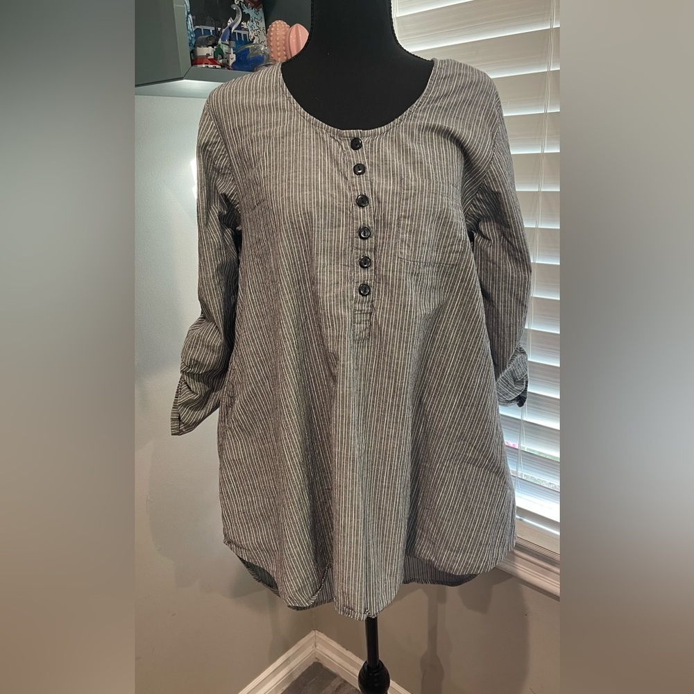 Tulip Seersucker Tunic Blouse